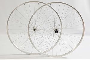 WD-40 Specialist PAIR 700c (622x19) HYBRID TREKKING BIKE WHEELS SHIMANO HUB SUITABLE TO FIT EITHER 8 or 9 SPEED CASSETTE