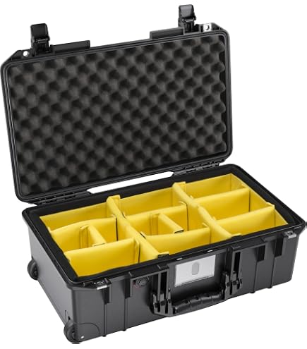 Valise Rigide Nanuk 935 - Étanche IP67, 56x36x23cm, Argent, Parfaite Pour Voyage/Pro