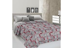 PENSIERI DELICATI Telo Copriletto Matrimoniale 260x280 cm, 100% Cotone Pique, Ideale Arredo, Coperta Salva Letto 2 Piazze, Fantasia Atene Rosso, 100% Made in Italy