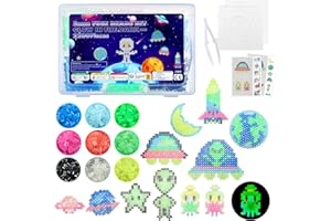 Moncolis Bügelperlen Set 5mm Nachtleuchtend mit Bügelperlen Platten 12 Muster Vorlagen Raumschiffe Astronauten DIY Basteln 9 Farben Steckperlen Leuchtend Deko Kinder Geschenk Jungen Mädchen
