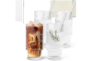 KIVY Geriffelte Gläser 4er Set mit Strohhalm - Für Eiskaffee, Wasser & Cocktails - Longdrinkgläser Set - Eiskaffee Gläser geriffelt - Riffle Gläser - Ripple Gläser Aesthetic - Iced coffee glas