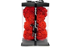 ‎TRIPLE K TRIPLE K Teddybär aus Rosen - Geburtstag, Valentinstag, Hochzeitstag - 3 Jahre haltbar - mit Rosenduft - inkl. Grußkarte und Geschenkbox - rot