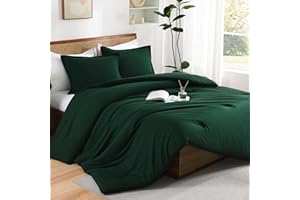 Andency Dark Emerald Green Oversized King Comforter Set, 3 Pieces Lightweight Soft Solid Bed Comforter, Oversized Fluffy Microfiber Bedding Set (120x98In, 2 Pillowcases)