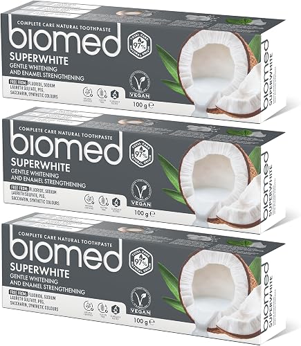 ¿Cómo iluminar el rostro con maquillaje si utilizas lentes? Biomed Superwhite Natural Coconut