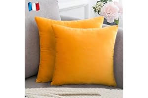 Douceur De Plumes Lot de 2 Housse de Coussin Jaune Moutarde Orangé Velours 45x45 cm Uni, Taie d'oreiller Doux et Moderne, Décoration Salon Scandinave Canapé Chambre Lit Sol (2 Jaune Moutarde Orangé)