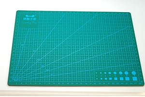 OLAX A4 Cutting Mat Self Healing, Knife Board Crafts Models, 3mm Thick, 5 Layers