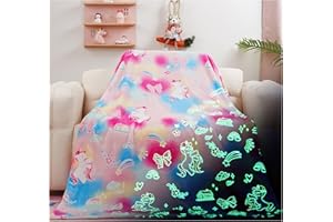 ‎LIOFEVE Kuscheldecke Kinder, Glow In The Dark Blanket,Einhorn Geschenke für Mädchen 4-12 Jahren, Nikolaus Neihnachten Geschenke Kinder,Kuscheldecke Flauschig Sofadecke Passend zu Zimmer,Sofa,Reise-127x152 cm