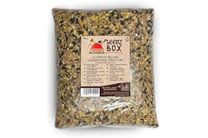 Chicken Feed Treat Mix 1.8kg - SeedzBox Deluxe Poultry Chicken Food - Natural Treats for Hens and Roosters - Poultry Grit Millet and Wheat - Encourages Ground Scratching - Backyard Chickens