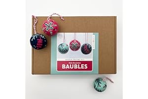 Bergin & Bath Needle Felting Kit - Christmas Baubles - Make Your own Felted Christmas Decorations. Craft kit Gift for her. Planet Friendly Wool