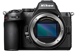 Nikon Z5II Body+Lexar SDXC 128GB, Fotocamera Mirrorless, CMOS FX 24.5 MP, Pieno Formato, Mirino OLED Quad-VGA EVF, LCD 3.0" Touch, Wi-Fi, Bluetooth, Video 4K, Nero [Nital Card: 4 Anni di Garanzia]