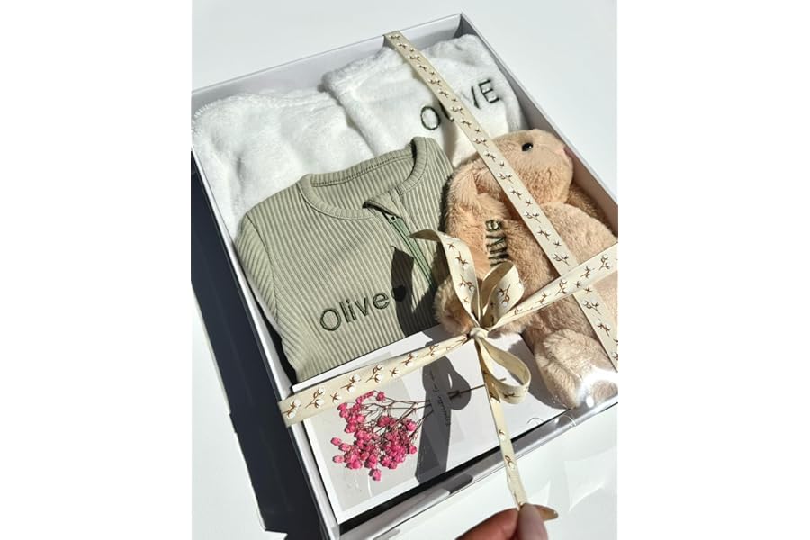 Personalised Baby Gift Set with Box or Without for Baby Boy or Baby Girl, Perfect for Baby Shower Gifts & Christenings with Gift Message Card Ready to Gift (Option 4, 0-3 Months)