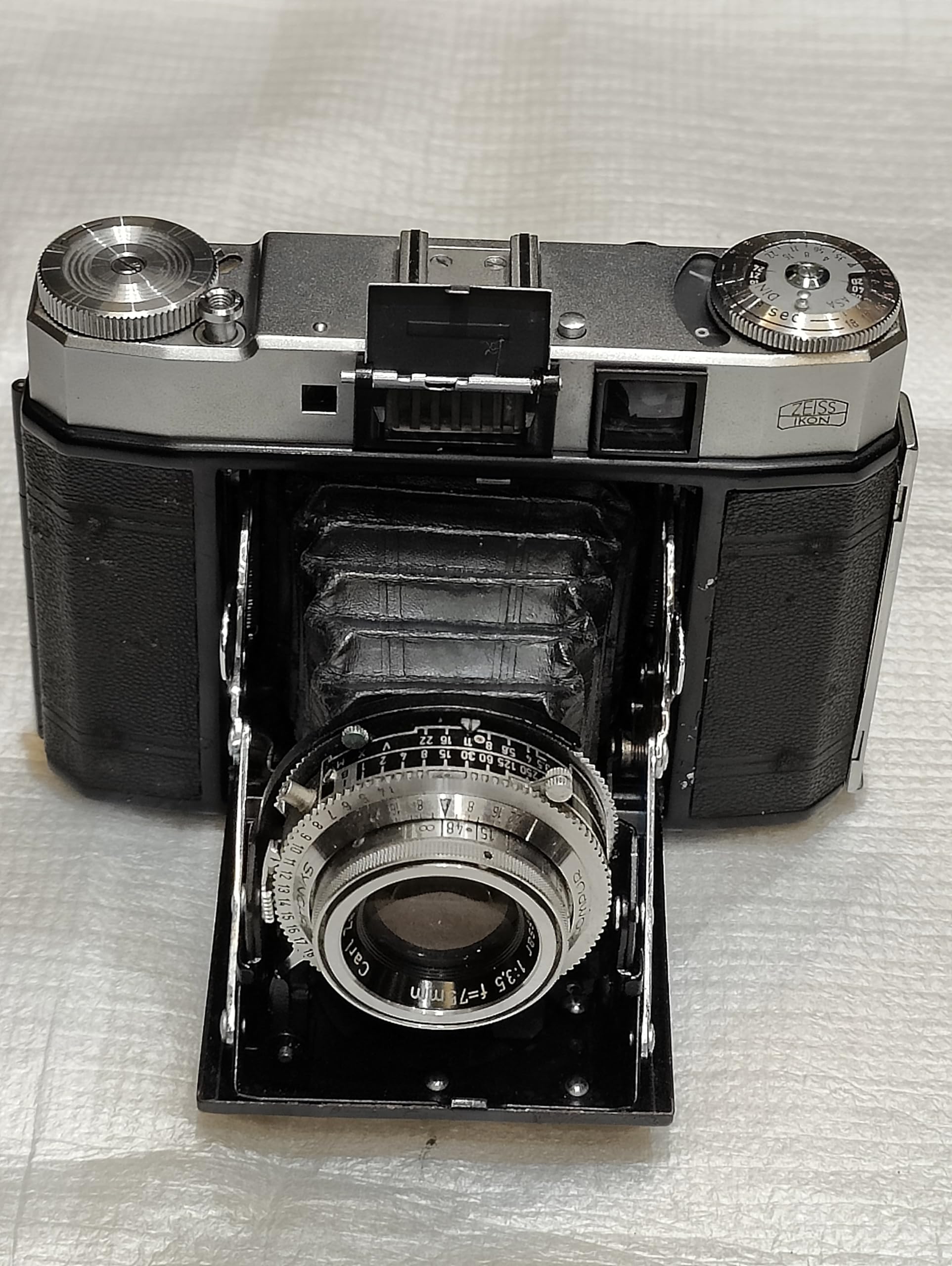 (uesd) Super Ikonta IV Vintage Camera with Tessar 3.5/75mm Lens