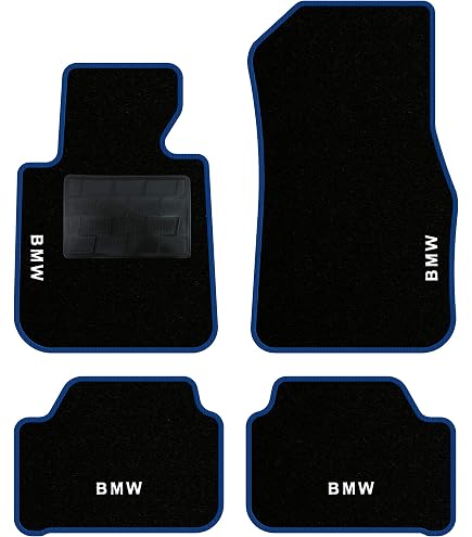 Kit Tappetini Auto QUEMAR Per Mercedes Classe A/CLA/GLA (2012-2018) - Personalizzati Con Ricami, Made In Italy, Moquette E Gomma, Bordo Rosso
