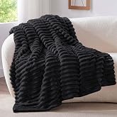 BEDELITE Decorative Blanket for 90 cm Bed, Black, 150 x 200 cm | Soft and warm striped flannel, an ideal gift for women and m