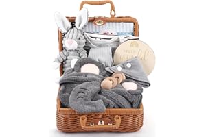 Vehoukli Geschenke zur Geburt für Jungen und Mädchen - 9-Teiliges Personalisiertes Baby-Geschenkset für Neugeborene mit Schmusetuch, Decke, Lätzchen, Socken, Dreieckstuch and Wooden Rattle