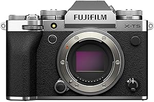 Fujifilm X-T5 Fotocamera Digitale Mirrorless 40MP (HR 160MP), solo corpo, Sensore X-Trans CMOS 5 HR, IBIS, Filmati 6.2K 30p, Mirino EVF, Schermo LCD 3" Touch Vari-angle, Argento