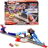 Mattel Cars Piston Kupası Akrobasi Hız Pisti Oyun Seti JHL42