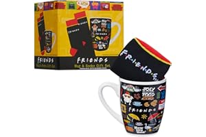 Get Trend Friends Mug et Chaussettes Coffret Femme et Ado Taille 35-41, Tasse Café ou Thé 315 ml avec Chaussettes Douces, Idée Cadeau Femme (Noir AOP Friends)