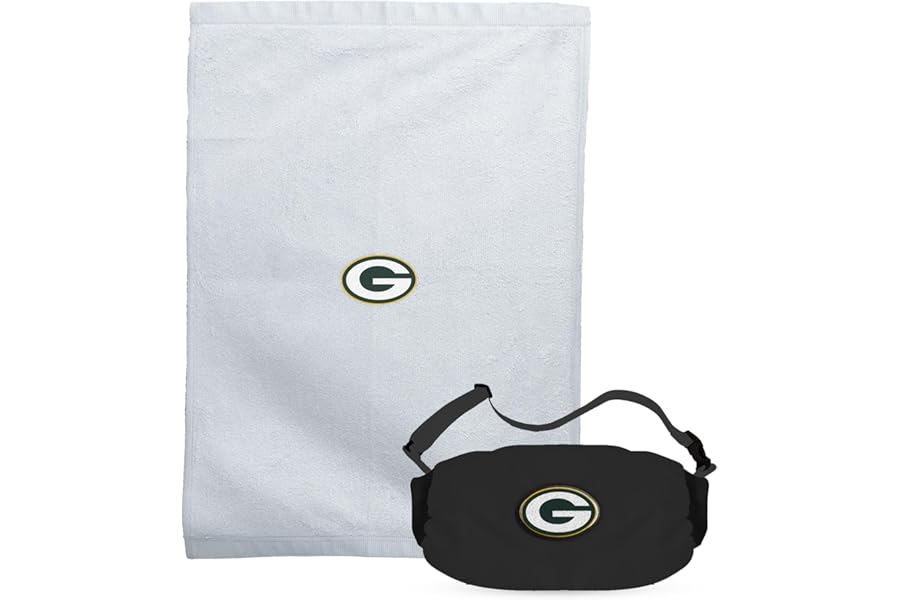 Northwest NFL Green Bay Packers Quarterback Towel and Handwarmer, One Size, Team Colors
