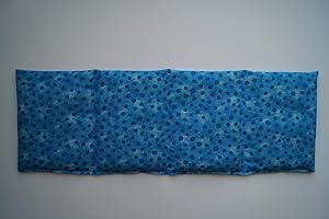 TITSCH Körnerkissen Bio-Roggen 4-Kammern 50cm x 17cm blau/blaue Punkte
