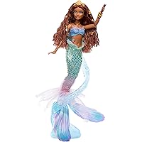 Mattel Disney La Sirenetta - Ariel Sirena Deluxe, bambola con coda iridescente, top metallizzato, perline per i capelli, pied