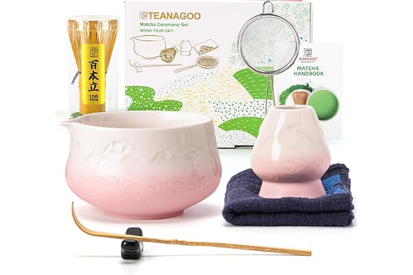 TEANAGOO Matcha Kit Rose 7 pièces, Fouet Matcha, ensemble pour préparer un latte au matcha, ensemble pour fouetter le matcha avec bol, cuillère et tamis, bol en céramique Fuji Design