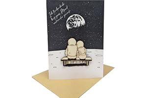 WOODLAND MAIL Besondere Liebes-Grußkarte mit Holzelement - Ich liebe dich bis zum Mond und wieder zurück - für Eltern, Kinder, Partner, Ehepartner, Freunde