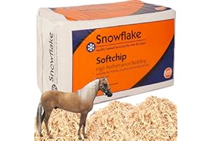 STORM TRADING GROUP 20kg Extra Large Premium Soft Chip Bedding Natural Wood Fibre Dust Extracted Ideal For Horses, Poultry & Animals
