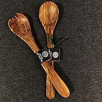 What The Art! Olivenholz-Schneidebrett »Half Rustic« Gr. M – Mit Dip-Schälchen | Handgefertigt Aus Altem Olivenbaum | Nachhaltiges Käsebrett & Servierbrett