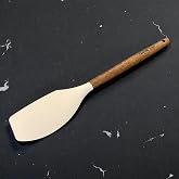 Akasya Saplı Premium Silikon Spatula &ndash; Isıya Dayanıklı, Yapışmaz ve &Ccedil;izmez Y&uuml;zeyli, Doğal Ahşap Saplı Mutfak Gereci (&Uuml;&Ccedil; RENK 