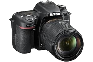 Nikon D7500 Fotocamera Reflex Digitale con Obiettivo AF-S DX NIKKOR 18-140mm f/3.5-5.6G ED VR, 20,9 Megapixel, Wi-Fi, Bluetooth, SD 8GB 300x Premium Lexar, Nero [Nital card: 4 Anni di Garanzia]