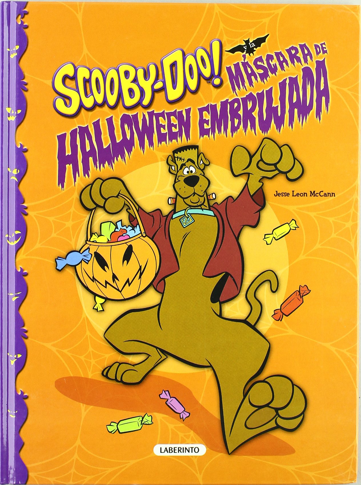 Scooby-Doo y la máscara de Halloween embrujada