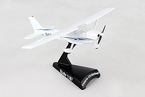Daron Worldwide Trading Postage Stamp PS5603-2 Cessna 172 SkyHawk 1:87 Diecast Display Model