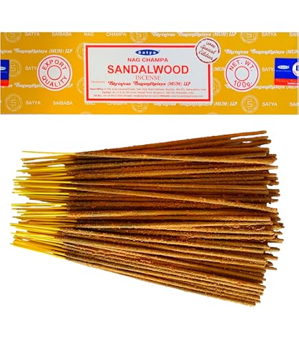 Satya Nag Champa Räucherstäbchen 'Romance' – 3 X 15 G Packungen, Mit Souvenir-Plakette