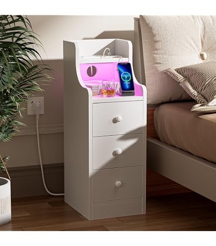 LIFEZEAL Comodino a 3 Ripiani, Comodino in Legno, Tavolino Basso, per Soggiorno, Camera da Letto, Salotto, Montaggio Semplice, Peso Max 20 kg, 40x40x61 cm, Bianco
