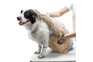 Tuff Pupper Schnelltrocknendes Handtuch für Hunde | Ultra saugfähiges Mikrofaser-Shammy | Extra große Größe 85 x 35 cm für alle Rassen | Bequeme Eingrifftaschen | Verwendung im Innen- und Außenbereich