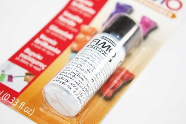 FIMO Vernis brillant de 10 ml dans un pot et pinceau dans le couvercle