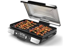 Ninja Sizzle Pro XL Grill Electrique Intérieur & Plancha Electrique Céramique, Grill Multifonction Pour Grillade Maison & Smash Burger, Couvercle, Accessoires, Argent/Noir GX101EU