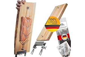LIVING IT Flammlachsbrett mit Halterung aus Edelstahl (100% Made IN Germany) Lachsbrett aus 100% hochwertiger Lärche Ideal für Feuerschale, Grill und Kugelgrill (Perfekt für Lachs Fans)