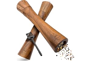 Schwarzwald Spirit - Molinillo de sal y pimienta de madera con mecanismo de cerámica + pincel de limpieza gratis, madera, marrón