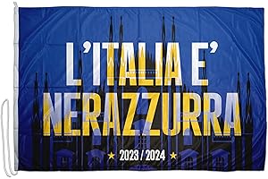 Domina Pubblicità - Bandiera Scudetto Inter 150x100 cm in Tessuto Nautico, Bandiera Nerazzurri Campioni d'Italia, con cordino, fettuccia di rinforzo e Cucitura perimetrale (Italia Nerazzurra)