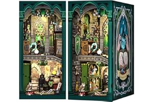 Cutefun, Kit rincón de libros para casa de muñecas, decoración de estantes con sujeta-libros con luz LED, kit de construcción de modelos de madera, bricolaje (Darkness Common Room)