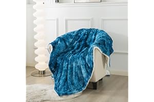 ‎WAJADE Wajade Kunstfelldecke – Sherpa Schafdecke – Comfort Luxuriöse Flauschige Kuscheldecke – weiche Decke für Couch und Bett – 130 x 160 cm –BlueWhite