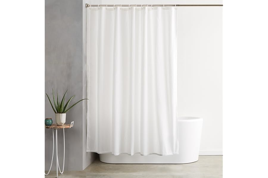 Amazon Basics Cortina de Ducha de Tela Resistente al Agua y al Moho, con Ojales y Ganchos, Lavable a máquina, 180 x 180 cm, C