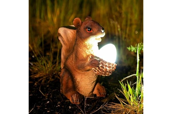 Garden Mile Décoration de jardin en forme d'écureuil solaire avec gland lumineux - Idée cadeau unique - Lampes solaires festives - Statue de jardin pour pelouse, terrasse et balcon, cadeau parfait