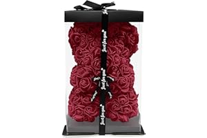 ‎TRIPLE K TRIPLE K Teddybär aus Rosen - Geburtstag, Valentinstag, Hochzeitstag - 3 Jahre haltbar - mit Rosenduft - inkl. Grußkarte und Geschenkbox - weinrot