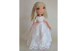 Drimydolls Muñeca de Comunión Eira con Vestido Blanco Lazo Rosa, Hecha a Mano,Muñeca de Trapo más Bonita Única y Exclusiva. Muñecas para Niñas. Regalo Boda,Comunión, Sostenible, 37cm
