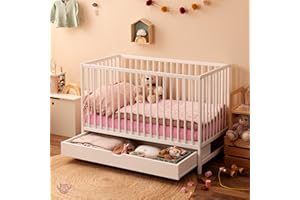 ‎ALCUBE Alcube Komplettset Finn Babybett mit Schublade und 60x120 Kindermatratze in Weiß - Gitterbett 60x120 aus Massivholz mitwachsendes Babybett mit Babybettmatratze 60x120 cm - in EU hergestellt