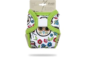 ‎PETIT LULU Petit Lulu Neugeborenen Überhose (2-6 kg) für Stoffwindeln Klett (Gatos Calaveras (auf weiß))