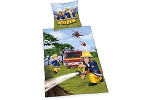 ‎KLAUS HERDING GMBH Herding FEUERWEHRMANN SAM Bettwäsche-Set, Wendemotiv, Kopfkissenbezug 80 x 80 cm, Bettbezug 135 x 200 cm, Baumwolle/Renforcé